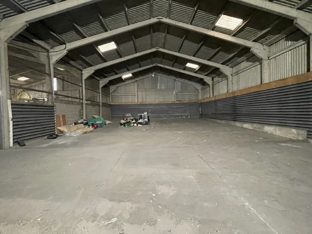 Industrial Unit in Cambridge - photo 2